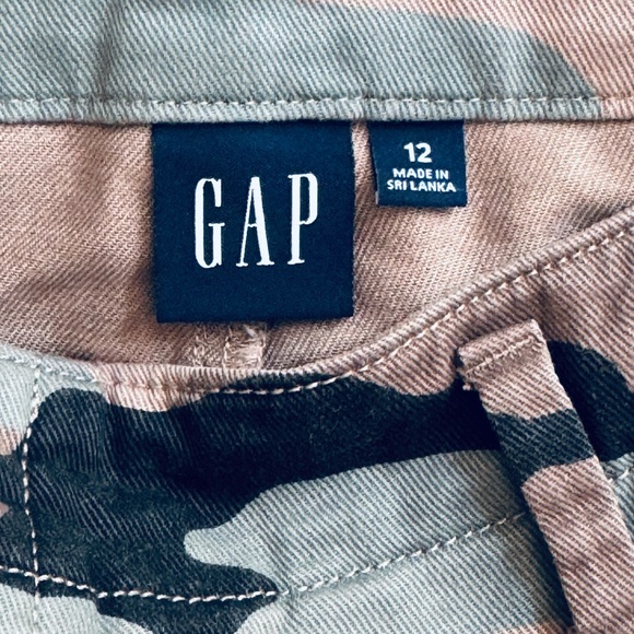 GAP Camouflage Cargo Pants - Black and Tan Size 12 - Picture 7 of 10